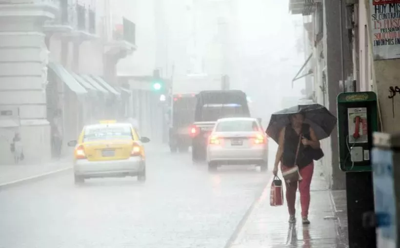 Dos ondas tropicales traerán mas lluvias este fin de semana.