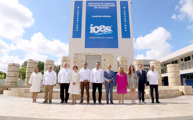 Inauguran el instituto de ciencias y estudios superiores de Yucatán.