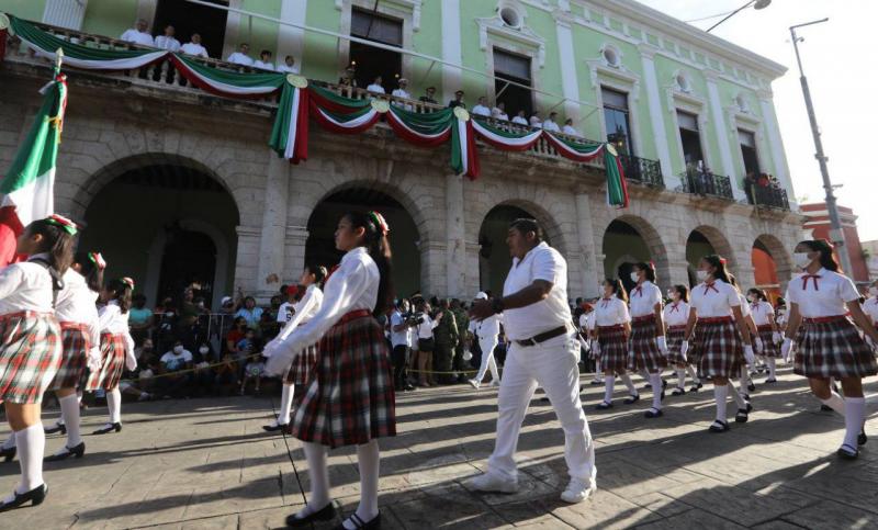 Anuncian los contingentes ganadores del desfile del 16 de septiembre.