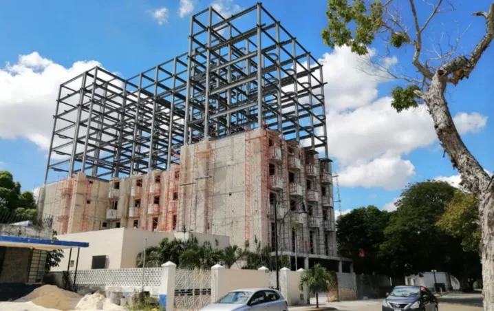 Construyen 19 hoteles en Merida.