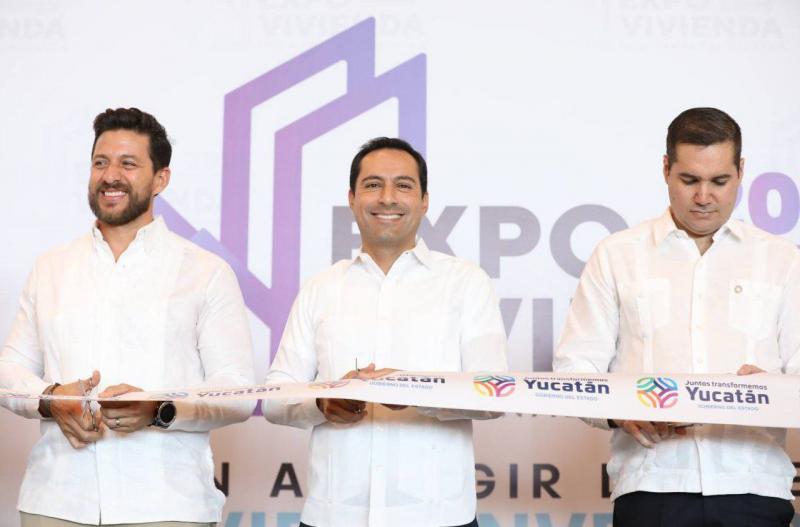 Inaugura Mauricio Vila la expo vivienda.