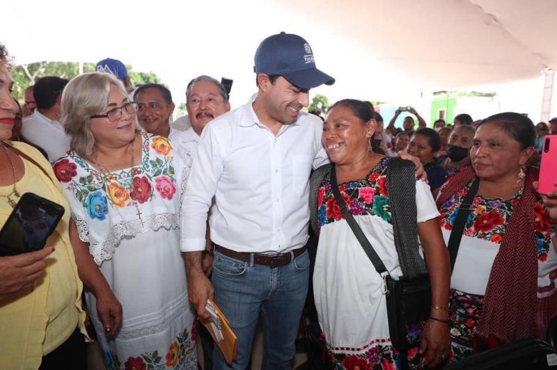 Mujeres de Yucatan cuentan con el apoyo del Gobernador