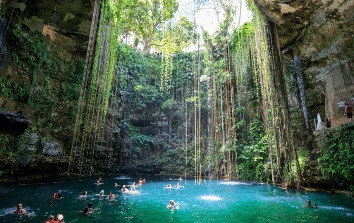 Los cenotes de Yucatan y su Origen.