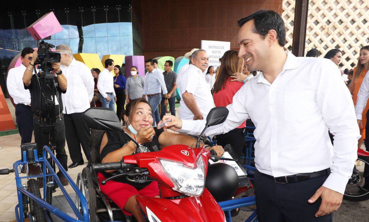 Mauricio Vila uno de los mejores Gobernadores del Pais.