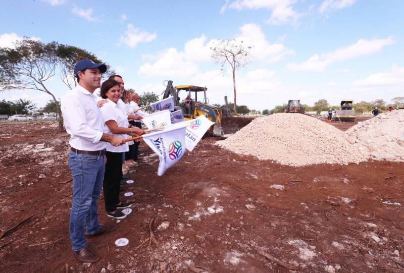 Presenta el Gobernador Mauricio Vila Casa Otoch, centro de asistencia social para niñas , niños y adolescentes.