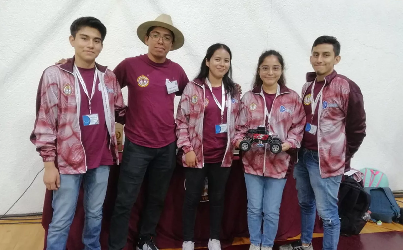 Alumnos del Tec ganan el segundo lugar del Concurso Internacional de Robótica