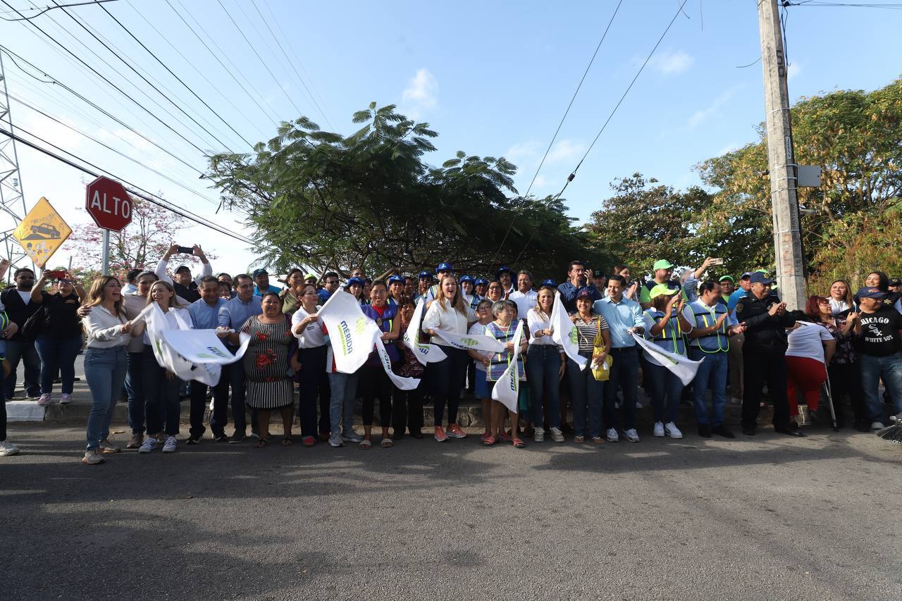 Mérida se une para limpiar calles y colonias