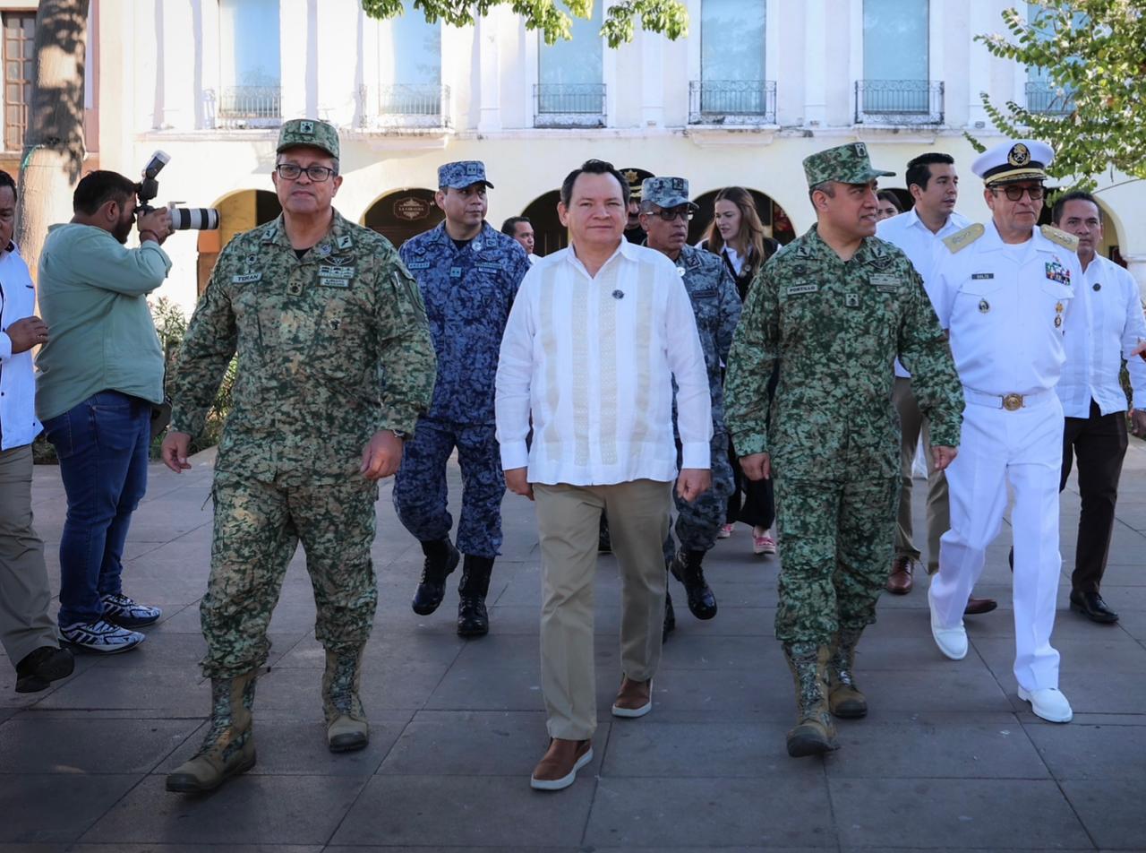 Gobierno del estado conmemora mes del Ejército y Fuerza Aérea Mexicana